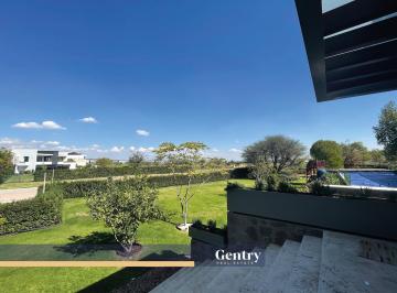 GENTRY - CASAS EN EL CAMPANARIO · Extraordinaria Casa en Venta en El Campanario