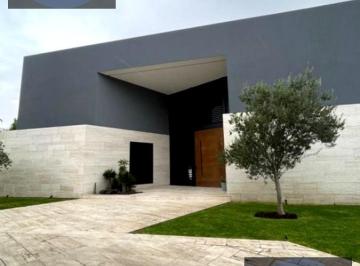 GENTRY REAL ESTATE · Fantástica Casa en Venta en El Campanario