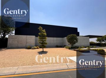 GENTRY REAL ESTATE · Casa en Venta en El Campanario Querétaro