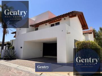GENTRY REAL ESTATE · Casa en Venta en Lomas del Campanario III