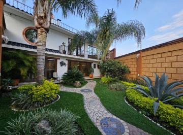 Casa en condominio de 6 habitaciones, Tlayacapan · Vendo Casa en Tlayacapan