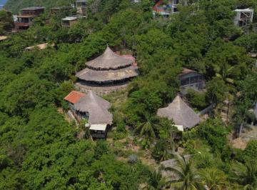 Edificio · 2800m² · 7 Recámaras · Conjunto de Cabañas en Zipolite, Oaxaca.