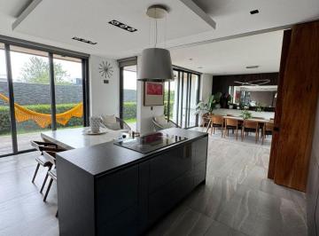 Casa de 5 habitaciones, Zapopan · Residencia de Lujo en Puerta Las Lomas