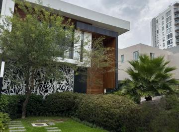 Casa de 5 habitaciones, Zapopan · Residencia de Lujo en Puerta Las Lomas