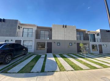 Casa · Casa en Renta en Villas San Fernando