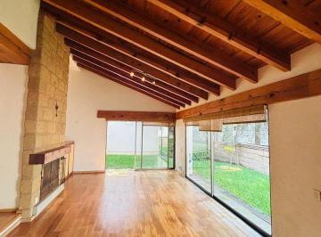 Casa de 3 habitaciones, La Magdalena Contreras · Residencia de Lujo con Amplio Jardín y Chimenea en San Nicolas Totolapan