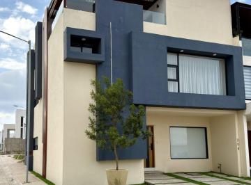 Casa de 4 habitaciones, Pachuca · Casa en Tenta en Pachuca 4 Recamaras en Privada
