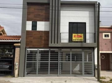 Casa de 3 habitaciones, Chihuahua · En Venta Hermosa Casa Nueva Cerca de La Uach Nueva
