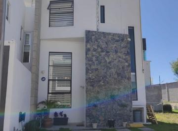 Casa de 4 habitaciones, Mineral de la Reforma · Casa en Venta en Pachuca con 4 Recamaras en Privada