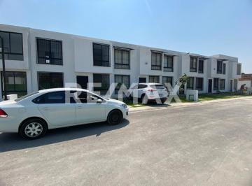 Casa en condominio · 116m² · 3 Recámaras · 1 Estacionamiento · Casa en Renta en Morelos, Xochitepec