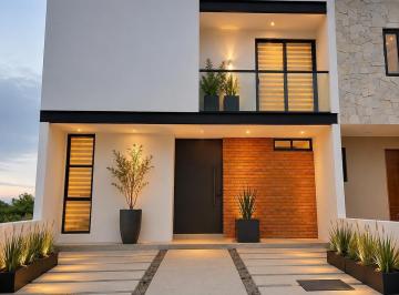 Casa · 220m² · 4 Recámaras · 2 Estacionamientos · Casa en Zakia