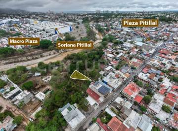 Terreno / Lote · 181m² · Terreno en Zona Comercial del Pitillal Centro