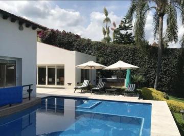 Casa de 4 habitaciones, Cuernavaca · Hermosa Casa en Limoneros Arbolada