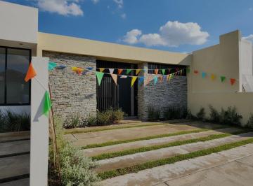 Casa de 2 habitaciones, Comala · Casa en Venta, Real de Comala — Acabados Premium, Cochera Doble