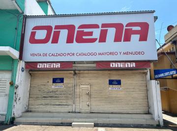 Local comercial · 220m² · Centro Veracruz Local en Venta/renta Amplio, 2 Plantas