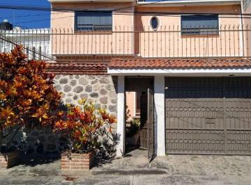 Casa de 4 habitaciones, Jiutepec · Casa en Venta con 254 m² de Construcción en Ampliación Bugambilias, Jiutepec, Morelos