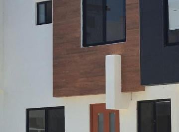 Casa en condominio · 102m² · 2 Recámaras · 2 Estacionamientos · Casa en Renta en Zibatá - (4)