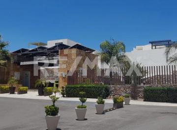 Casa en condominio · 102m² · 2 Recámaras · 2 Estacionamientos · Casa en Renta en Zibatá - (4)