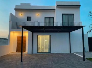 Casa en condominio · 161m² · 3 Recámaras · 2 Estacionamientos · Casa en Venta - Campestre Juriquilla, Queretaro - (4)