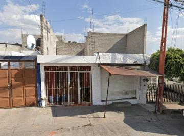 Casa de 2 habitaciones, León · Casa con Local Comercial en La Ermita, León de Los Aldama, Guanajuato Clj
