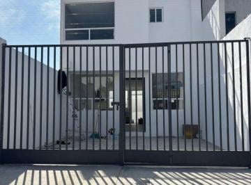 Casa de 3 habitaciones, Puebla · Casa en Venta en Arboledas de Lomabella
