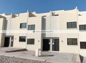 Casa · 70m² · 2 Recámaras · 2 Estacionamientos · Colinas del Santuario: Casa en Venta en Colinas del Santuario
