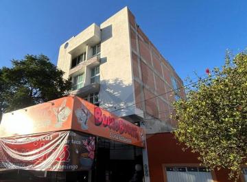 Edificio · 465m² · 16 Recámaras · 2 Estacionamientos · Edificio en Venta en Simón Bolívar