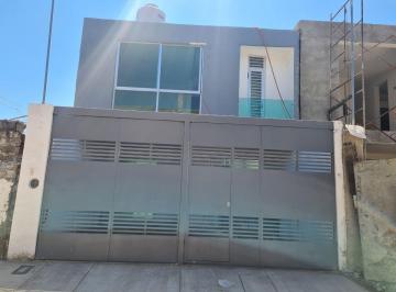 Casa de 3 habitaciones, Uruapan · Casa Nueva en Venta, 3 Recamaras, en Uruapan, Michoacan
