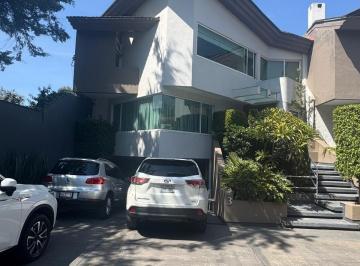 Casa · 557m² · 4 Recámaras · 4 Estacionamientos · Casa en Condominio en Venta en Lomas de Tecamachalco, Naucalpan