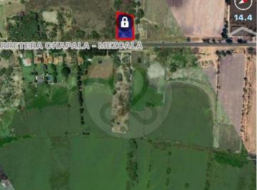 Macro lote de oportunidad 100% para negocio puede ser para centro comercial, dep · Terreno Comercial en Venta en Chapala Centro