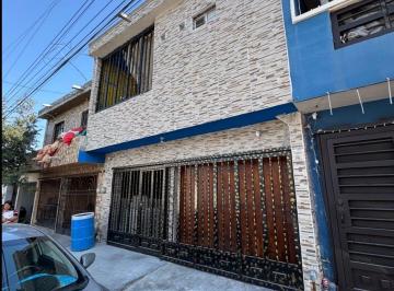 Casa · 150m² · 3 Recámaras · 1 Estacionamiento · Casa en Venta en Col Balcones de Huinala, Apodaca N. L. (Negociable)