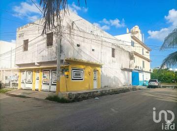 Casa · 210m² · 3 Recámaras · 2 Estacionamientos · Casa en Venta en Ciudad del Carmen Campeche