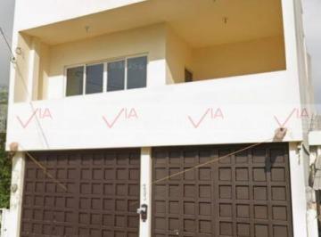 Casa · 392m² · 3 Recámaras · 2 Estacionamientos · Casa en Venta en Zapata