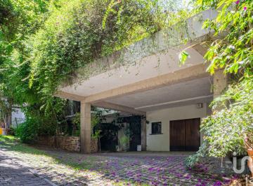 Casa · 550m² · 4 Recámaras · 2 Estacionamientos · Renta de Casa en San José del Puente, Junto Al Club Britania Zavaleta, Puebla