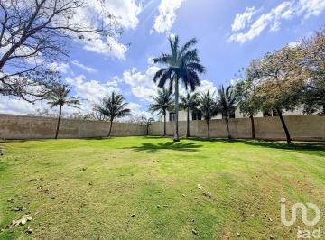 Terreno / Lote · 1619m² · Terreno en Venta en Dzitya De1,619 m² con Gran Frente Listo Para Construir