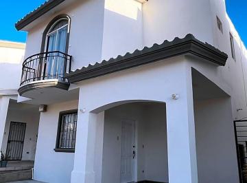 Casa · 110m² · 3 Recámaras · 2 Estacionamientos · Casa en Privada Country del Mar San Jose del Cabo