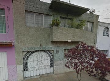 Casa de 4 habitaciones, Gustavo A. Madero · Casa en Gam, Oportunidad de Recuperación Bancaria en Santa Rosa, Gustavo A. Madero: