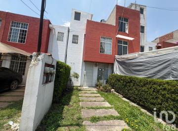 Casa · 87m² · 3 Recámaras · 1 Estacionamiento · Casa en Venta, Real de San Fernando en Cuautitlan, México