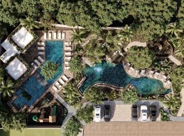 Villa · 449m² · 4 Recámaras · 2 Estacionamientos · Exclusiva Villa de 4 Recámaras con Alberca Privada y Casa Club
