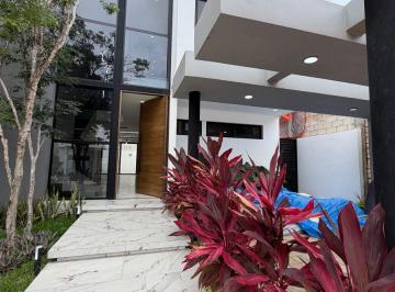 Casa de 4 habitaciones, Benito Juárez · Casa de Lujo en Venta Vía Cumbres Cancún | Recámara en Planta Baja | Calidad Alta Precio Bajo
