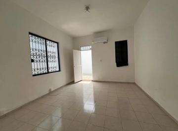 1 · Oficina o Bodega en Renta Col. Maria Luisa, Centro de Monterrey, Amplio Espacio Mostrar Más