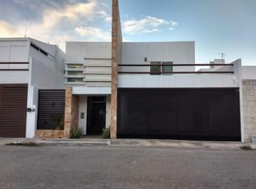 Casa de 3 habitaciones, Mérida · Casa en Renta Ubicada en Altabrisa, Mérida Yucatan