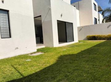 aaa0328140fddcf7ae69ad4d0584912be57814fce86b5b4672985594379d6921 · Casa en Venta en Juriquilla, Cumbres del Lago, Condominio Gala