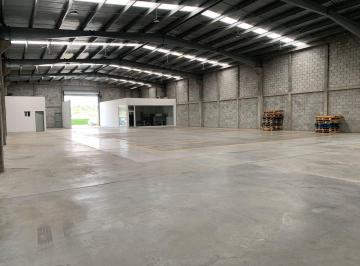 Bodega comercial , Saltillo · Bodega en Renta — Plaza Patio