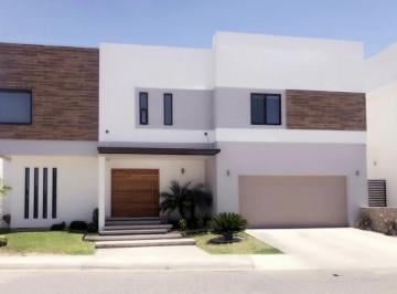 Casa · 437m² · 4 Recámaras · 4 Estacionamientos · Casa en Venta, Misión de Los Lagos, Ciudad Juárez, Chihuahua, Cp 32668