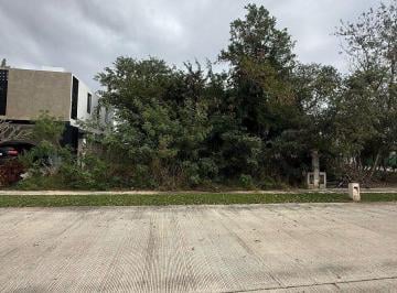 Terreno / Lote , Mérida · Terreno Premium en Venta en Merida, Yucatan en Parque Natura