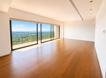 Sala-Comedor con vista espectacular · Departamento de Lujo en Renta en Bosque 6060 - Trato Directo - Vistas, Terraza y