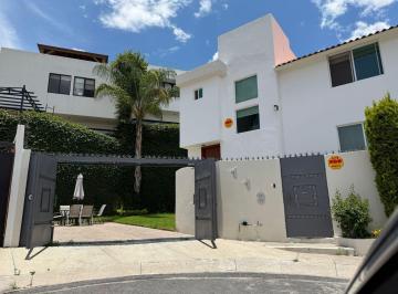 Casa · 3 Recámaras · 2 Estacionamientos · Casa en Lomas del Tecnológico