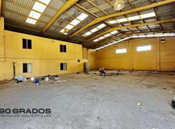 Bodega comercial · 650m² · 6 Estacionamientos · Bodega Comercial - Barrio Mirasol
