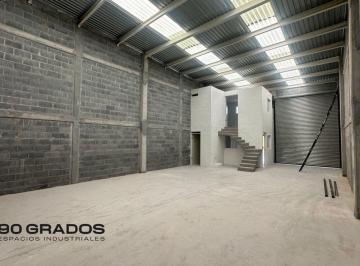 Bodega comercial · 154m² · 2 Estacionamientos · Bodega Comercial - Vidriera